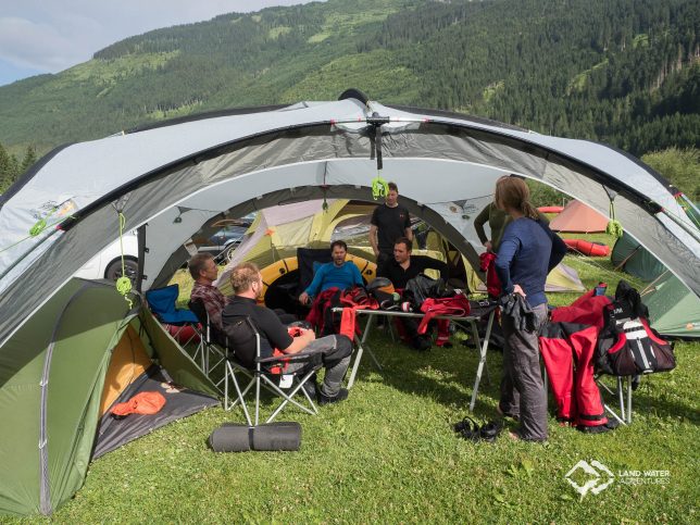 Basecamp Tirol Packraftingtour 2017 © Land Water Adventures