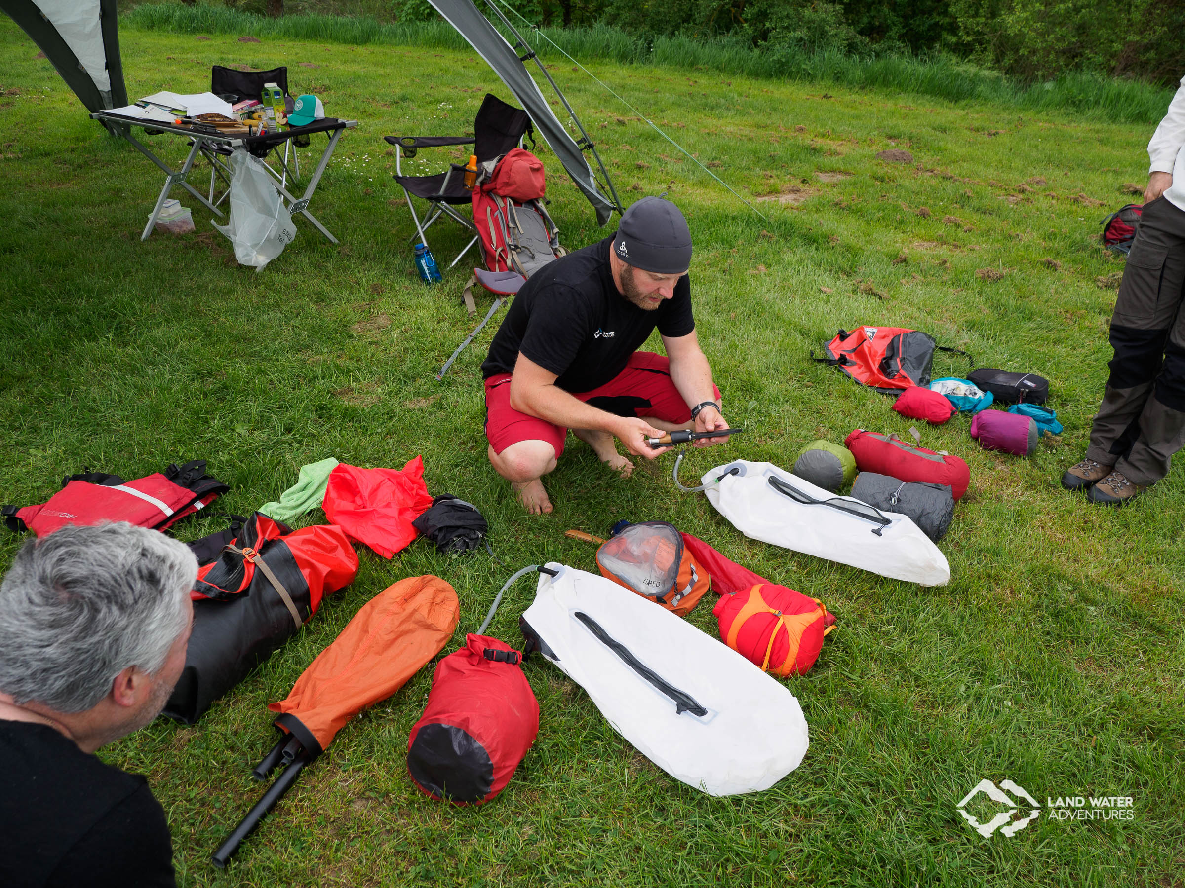 Multiday Packrafting Kompaktkurs Ausrüstungscheck © Land Water Adventures