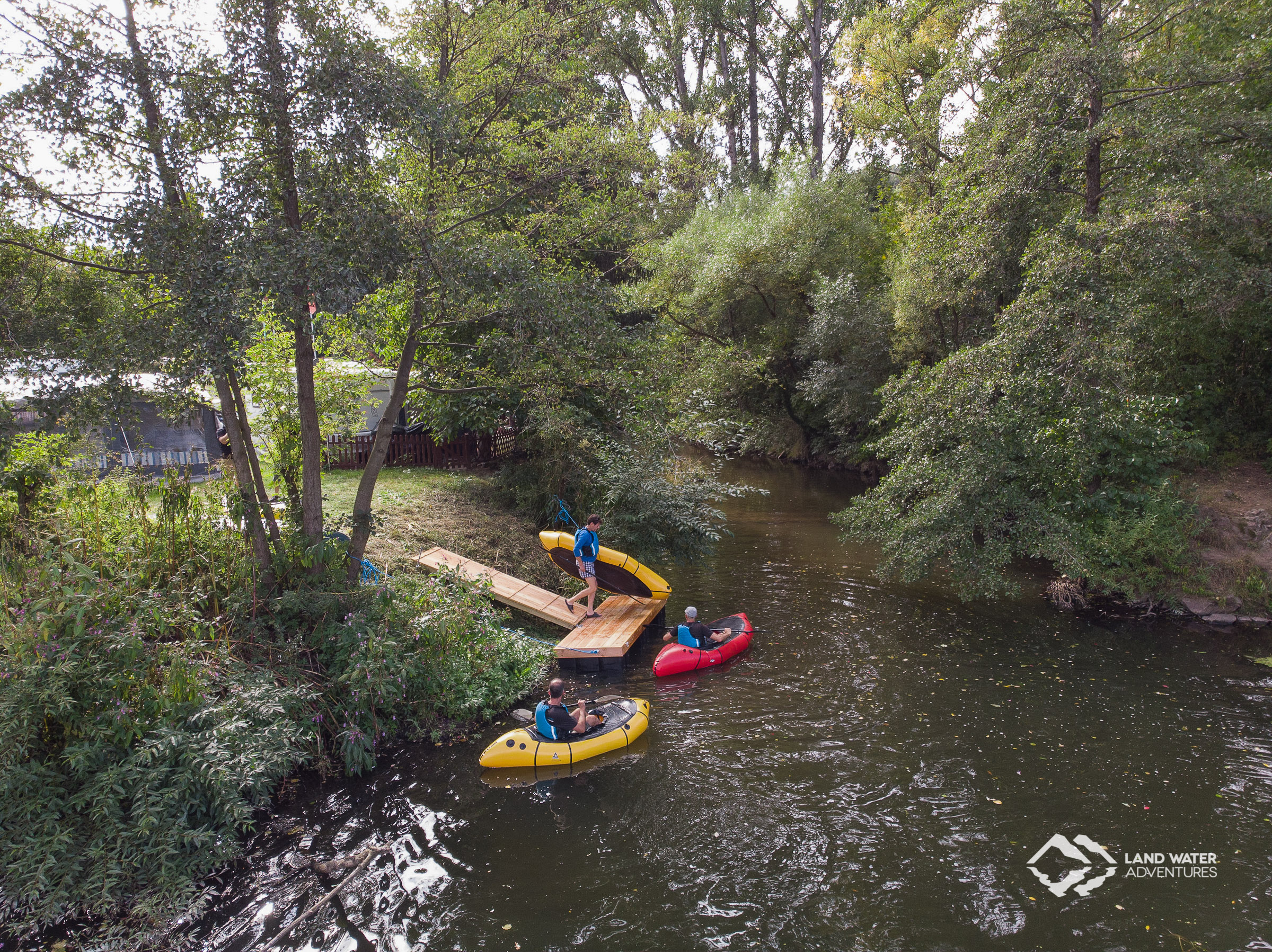 Steg am Campingplatz Nahe-Alsenz-Eck beim Saisonabschluss © Land Water Adventures