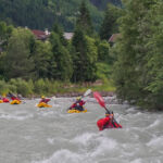 Packrafts im Wildwasser in Tirol © Land Water Adventures