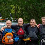 <a style="color: white;text-decoration: underline" href="https://www.land-water-blog.de/soca-advanced-2018/" target="_blank" rel="noopener">Advanced Kurs Soca 2018</a>: Kurz nach der Abseilstrecke am letzten Kurstag und kurz vorm Abschlussessen im Camp Lazar. Advanced Wildwasser Packrafting Kurs Soca © Land Water Adventures