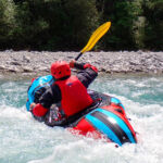 Advanced Techniken beim Advanced Wildwasser Packrafting Kurs